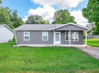 225 Essex Rd, Vermilion, OH 44089