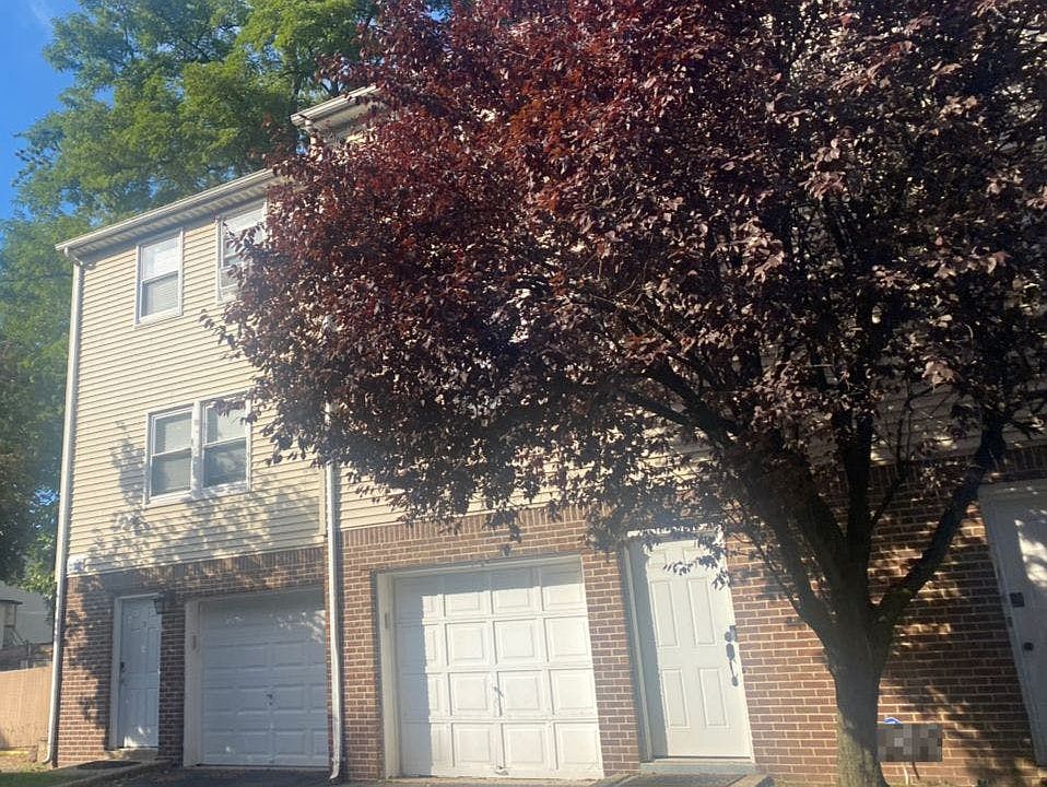 2nd image of 80-86 Summer St