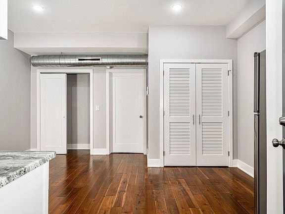3rd image of 1001 S 4th St #8C