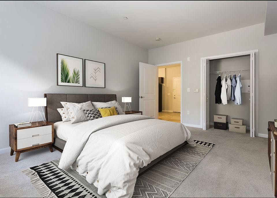 1st image of 76 Saint Pauls Ave #411875f2a
