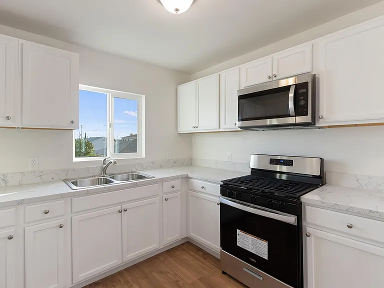 1034 Magnolia Ave — Photo 34