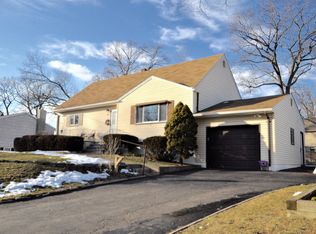 428 Johned Rd, Northvale, NJ 07647