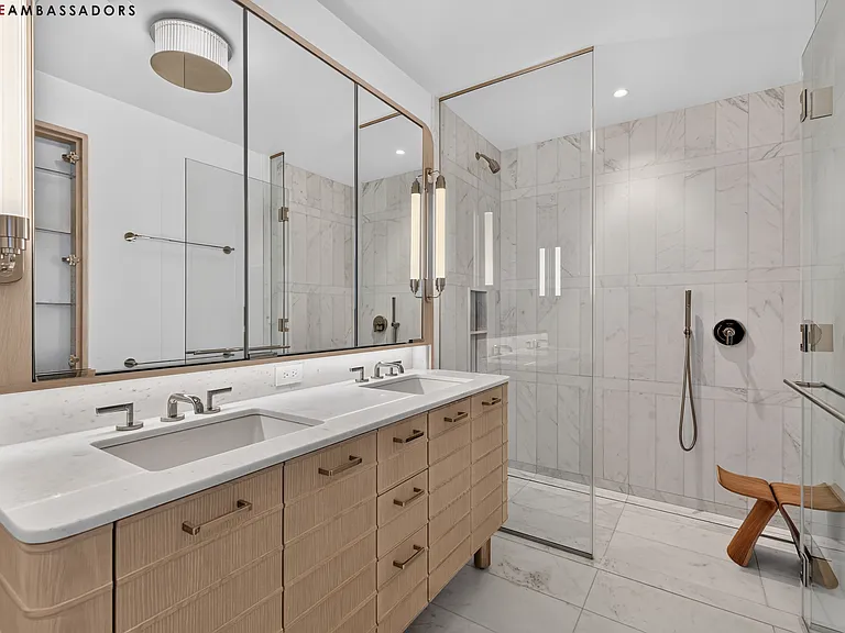 249 E 62nd St #12B — Photo 12
