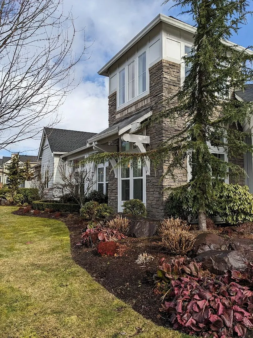 Timber Creek 4 Bedroom Home — Photo 4