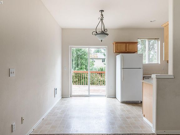 4th image of 34920 Burt Rd