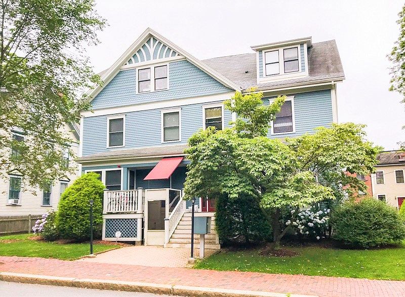 1st image of 364 Harvard St #11
