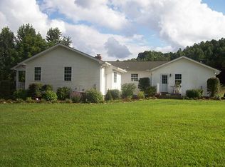 6242 Baker Hollow Rd, Nunnelly, TN 37137