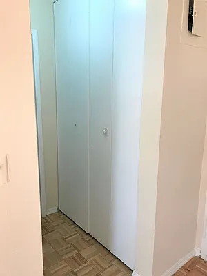 Rented by Bruma Realty LLC | media 8