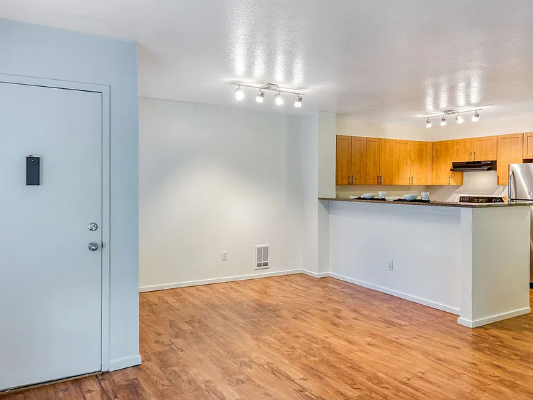 Andover Park Apartments — Photo 17