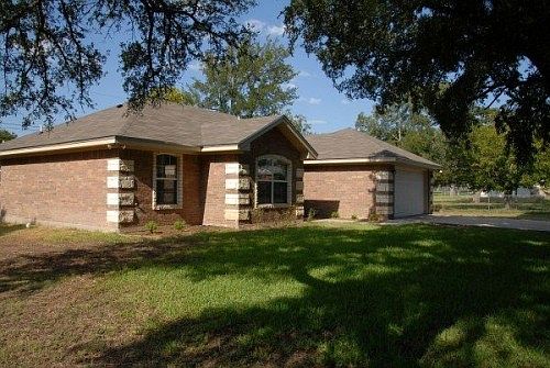 2nd image of 309 Gateway Cir