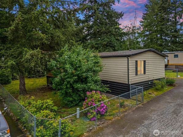 7427 154th Street E #14, Puyallup, WA 98375