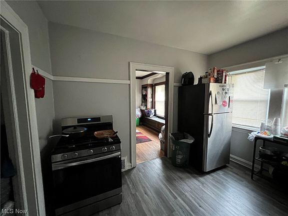 5th image of 3593 E 114th St