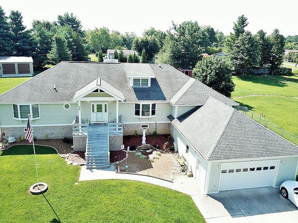 1st image of 290 Sherman Dr