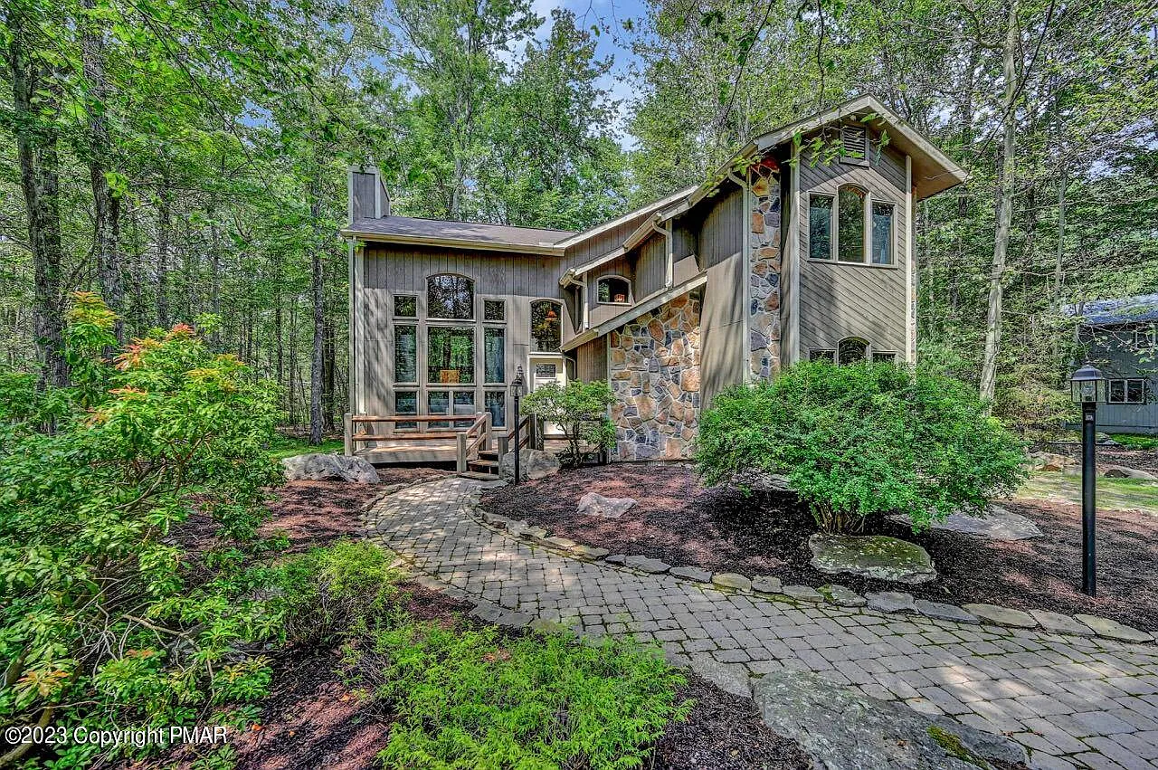 166 Conestoga Trl photo 1