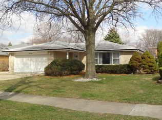 807 S Lancaster St, Mount Prospect, IL 60056