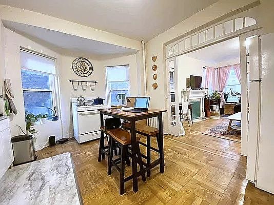 1st image of 646 W End Ave #2B