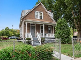 1944 Jackson Ave, Evanston, IL 60201