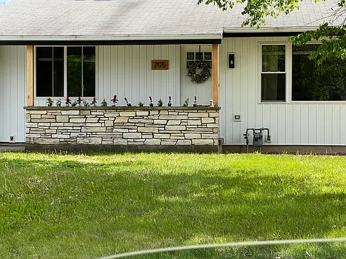 205 Alcott Dr Photo 1