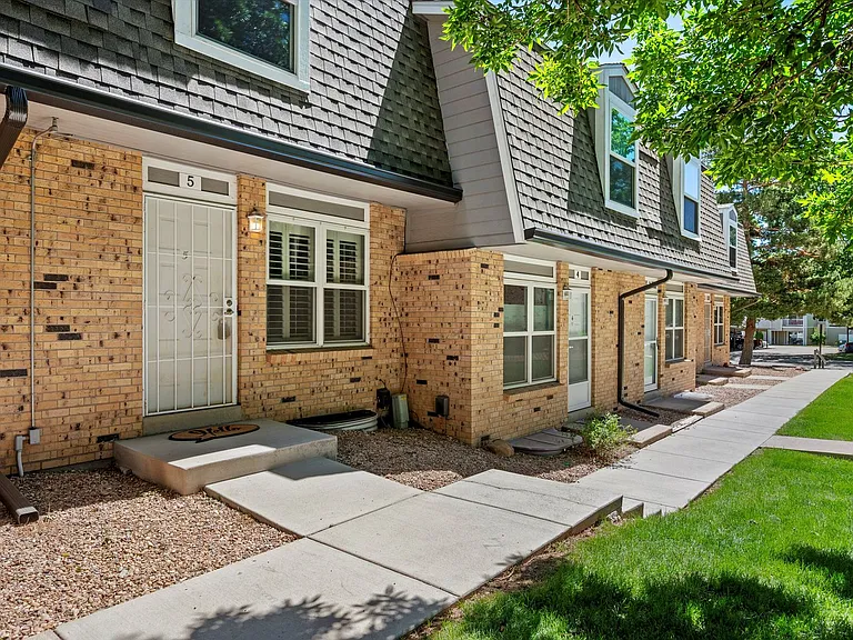 1517 S Owens St #5 — Photo 3