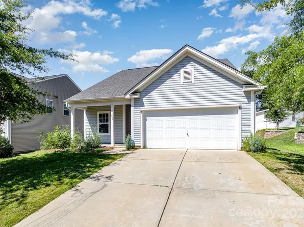 8033 Camden Xing, Lowell, NC 28098