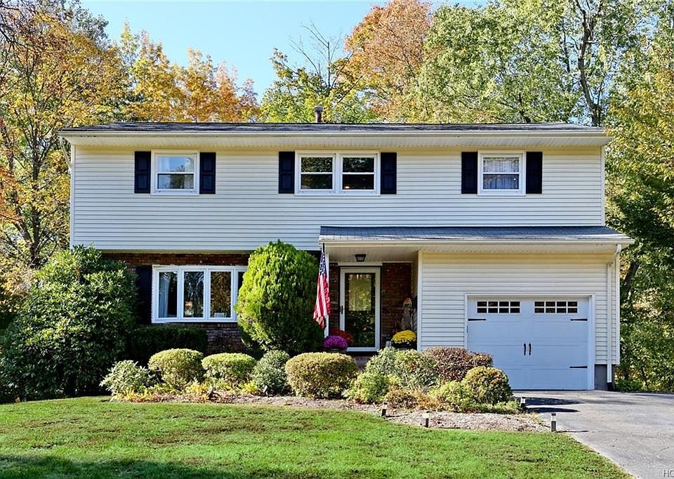 1st image of 62 Schriever Ln