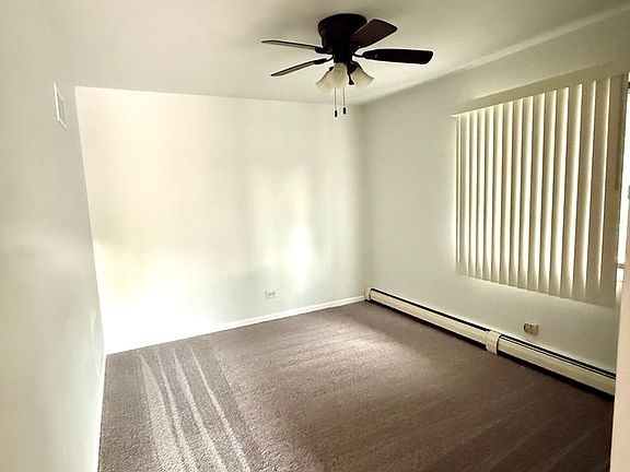 5th image of 14723 Kilpatrick Ave