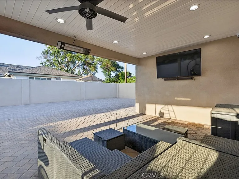 16751 Londelius St — Photo 47