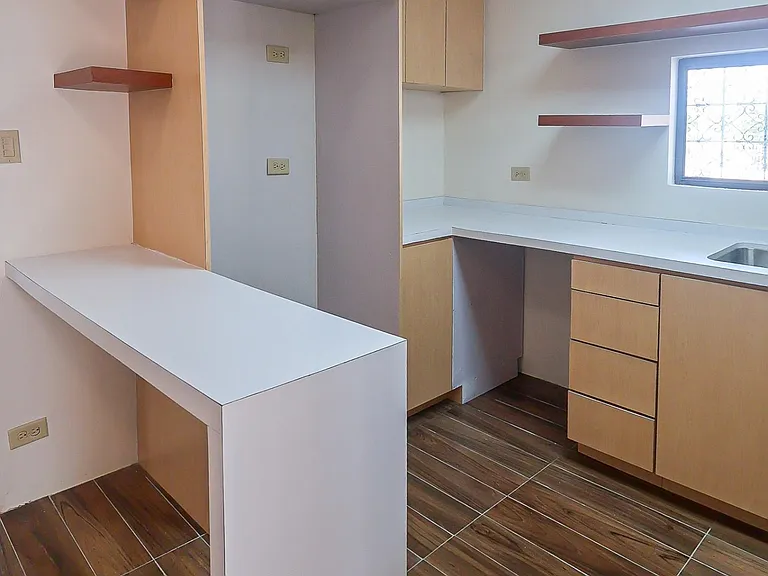 423 Calle R — Photo 6