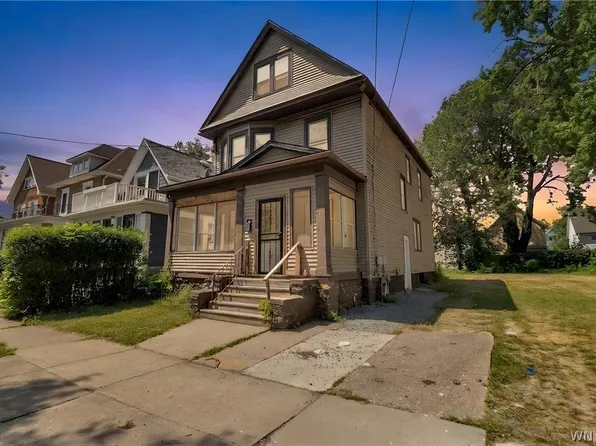 132 Royal Ave, Buffalo, NY 14207
