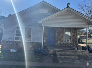 710 Shawnee St, Graham, TX 76450