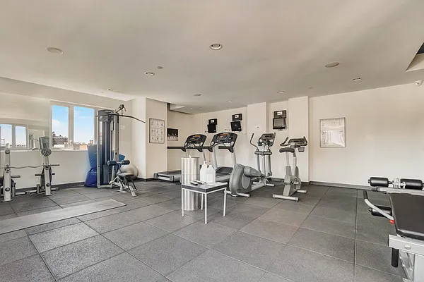Rented by Bond New York | media 22