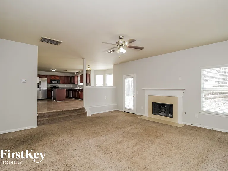 11657 Kades Trl — Photo 2