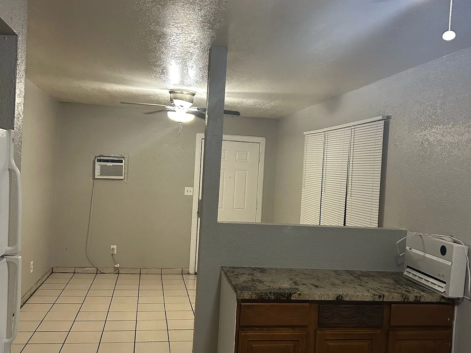 2 bed, 950 sqft, $995 — Photo 4