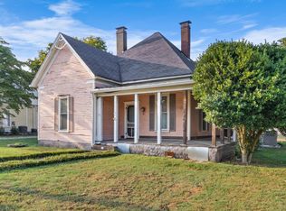 203 College St, Portland, TN 37148