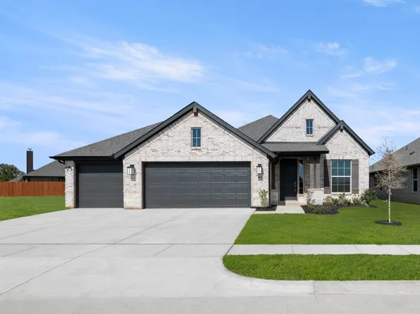 461 Carnero Dr, Granbury, TX 76048