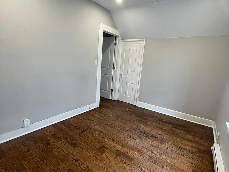 84 Munson St #2B — Photo 7