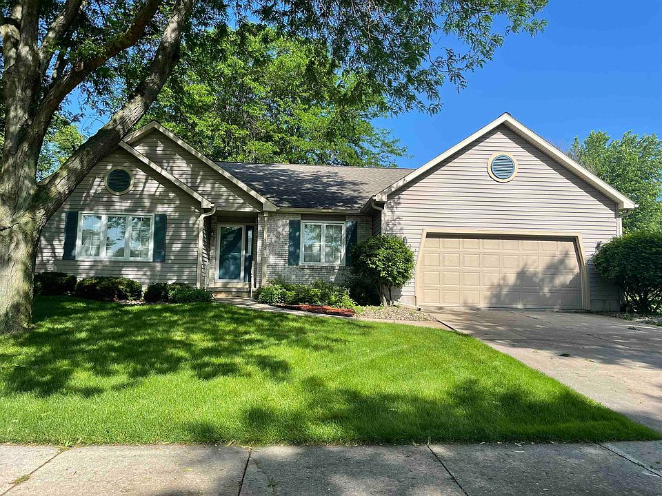 2nd image of 1210 Wayridge Dr