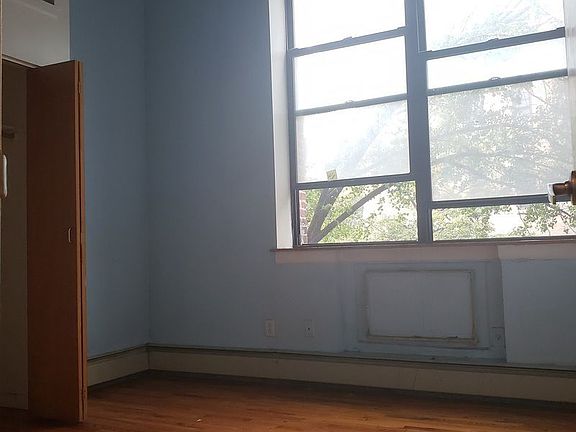4th image of 93 Underhill Ave APT 3B