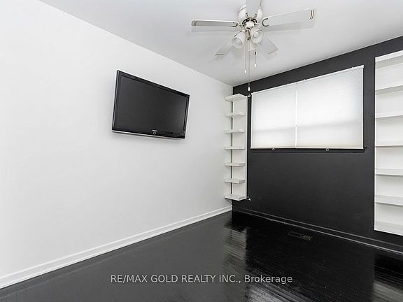 3rd image of 63 Newstead Cres