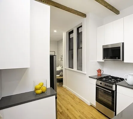 Rented by Nooklyn NYC LLC | media 7