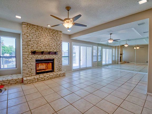 3rd image of 516 Horseshoe Bay North Blvd #2