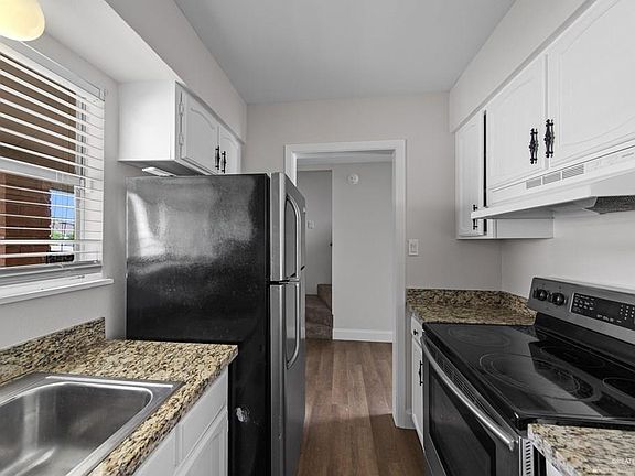 2nd image of 805 Continental Dr APT 3