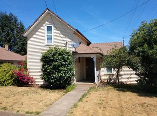 792 SE Birch St, Dallas, OR 97338