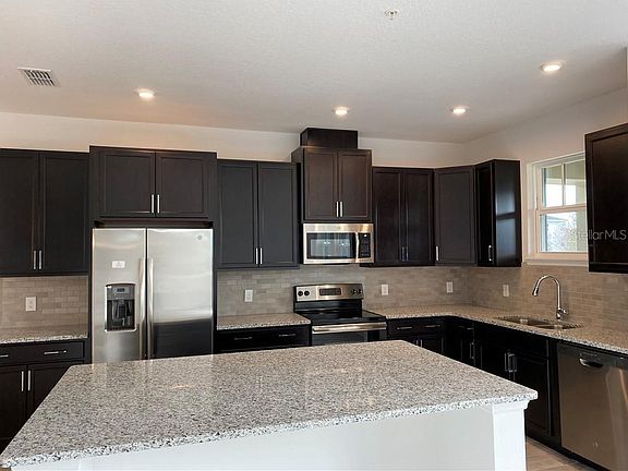 3rd image of 13129 Salk Way