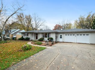 304 Willow St, Frankfort, IL 60423