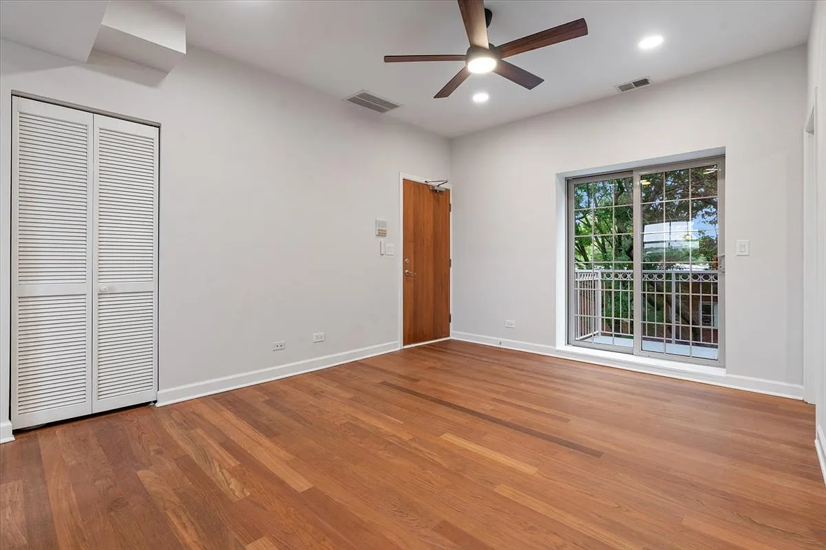 2 bed, $2,150 — Photo 2