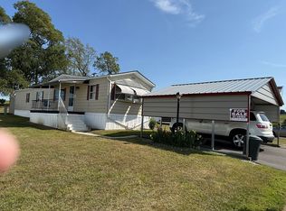 118 Candlelight Dr, Ruffs Dale, PA 15679