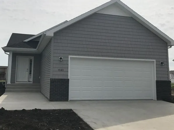 4123 14th Ave S, Moorhead, MN 56560