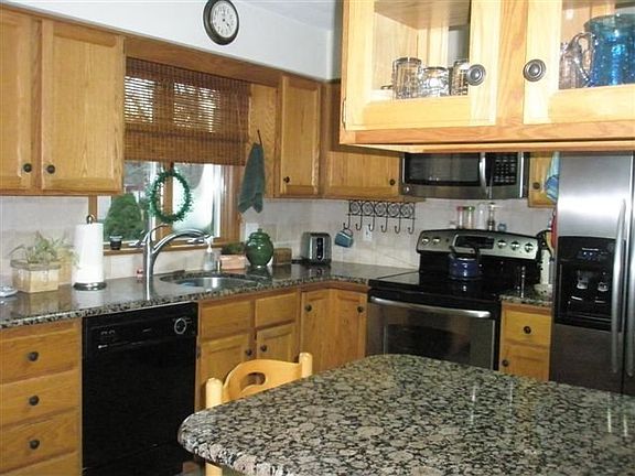 2nd image of 12 Riverdale Dr