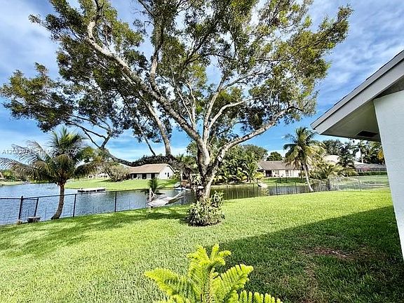 3rd image of 5796 SW 89th Way
